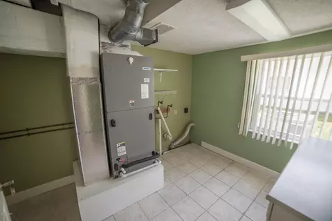 182 Flamingo Rd, Edgewater, FL 32141 photo 8