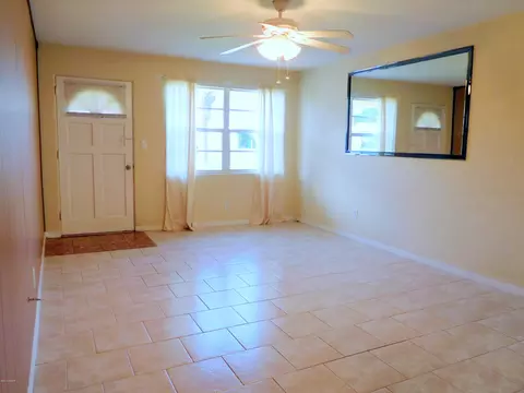 35 Tropical Dr, Ormond Beach, FL 32176 photo 2
