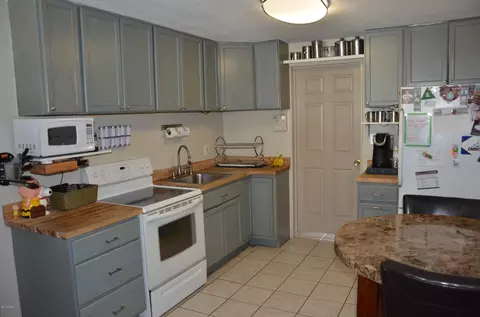 47 Ocean Shore Dr, Ormond Beach, FL 32176 photo 3