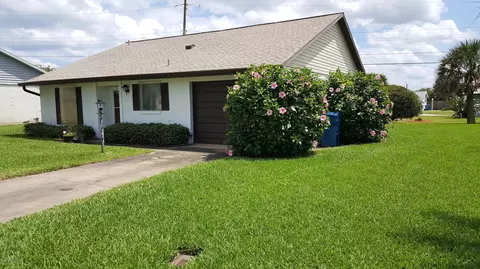 35 Ocean Breeze Cir, Ormond Beach, FL 32176 photo 2