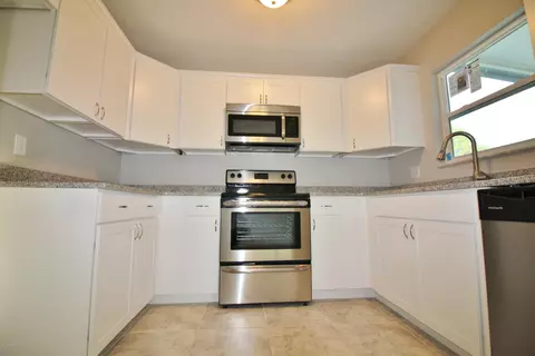3032 Unity Tree Dr, Edgewater, FL 32141 photo 7