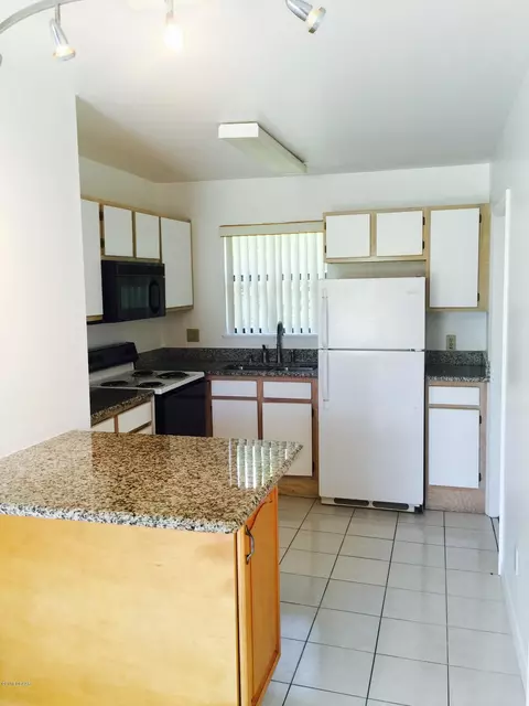 33 Cardinal Dr #B, Ormond Beach, FL 32176 photo 5