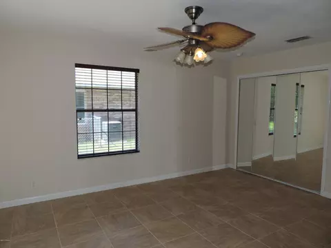 1304 Northside Dr, Ormond Beach, FL 32174 photo 5