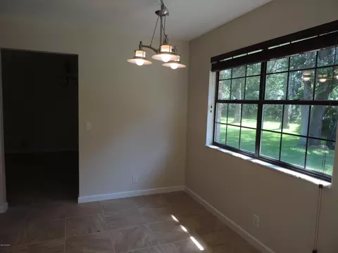 1304 Northside Dr, Ormond Beach, FL 32174 photo 4