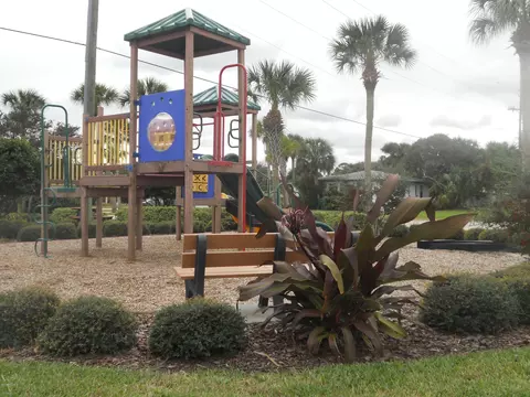 470 Pinewood St, Ormond Beach, FL 32176 photo 8