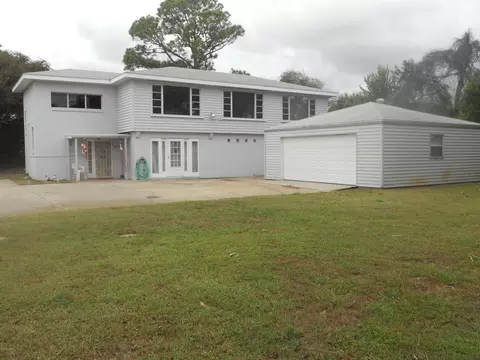 470 Pinewood St, Ormond Beach, FL 32176 photo 2