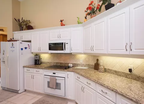 3637 Christa Ct, Ormond Beach, FL 32174 photo 11