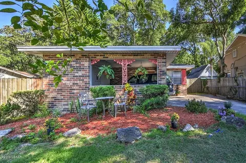 156 Putnam Ave, Ormond Beach, FL 32174 photo 2