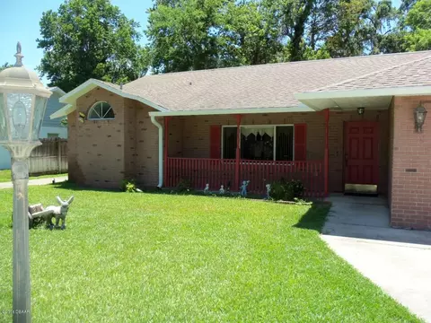 8 Oak Brook Dr, Ormond Beach, FL 32174 photo 3