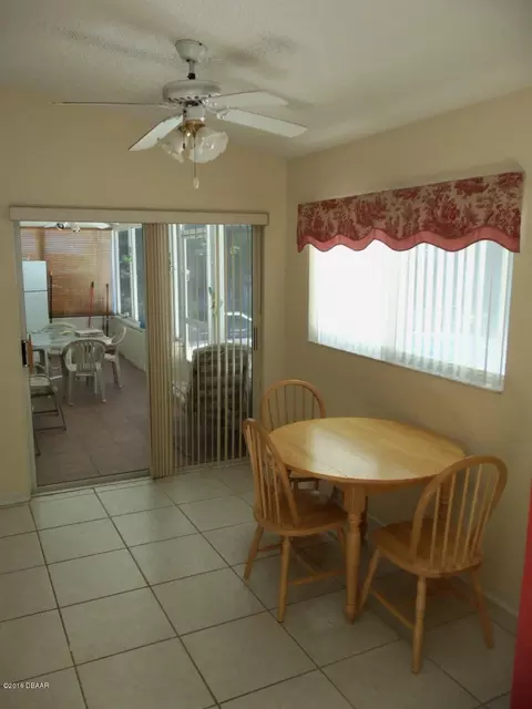 8 Oak Brook Dr, Ormond Beach, FL 32174 photo 8