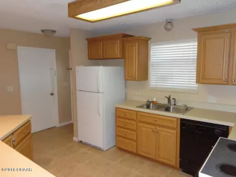 1204 Bond St, Edgewater, FL 32132 photo 8
