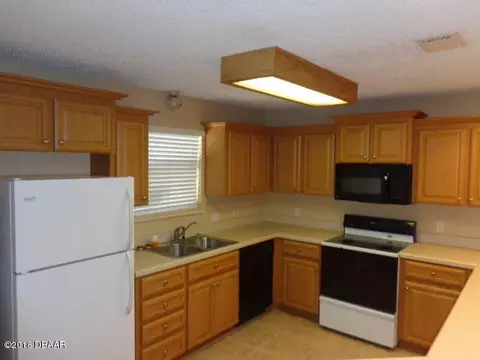 1204 Bond St, Edgewater, FL 32132 photo 7