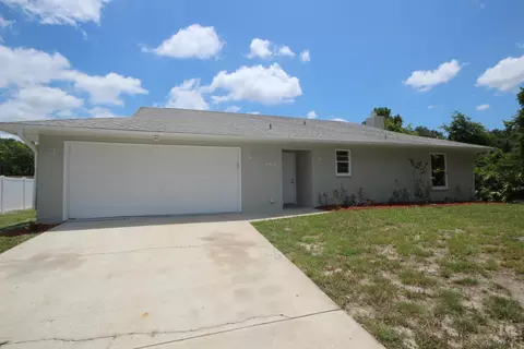 2817 Yule Tree Dr, Edgewater, FL 32141 photo 1