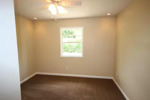 2817 Yule Tree Dr, Edgewater, FL 32141 photo 7
