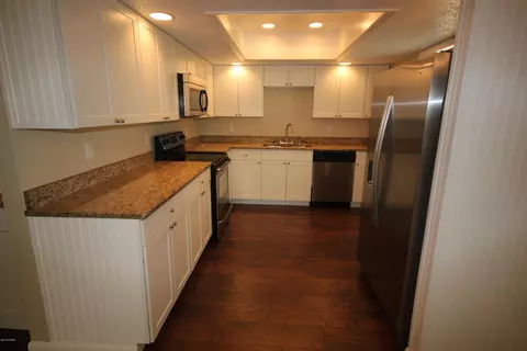 2817 Yule Tree Dr, Edgewater, FL 32141 photo 4