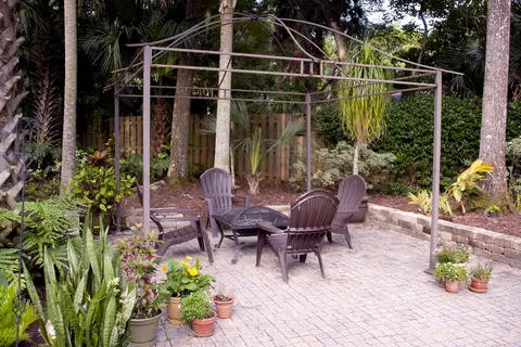 1433 Pecos Dr, Ormond Beach, FL 32174 photo 6
