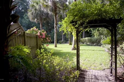 1433 Pecos Dr, Ormond Beach, FL 32174 photo 3