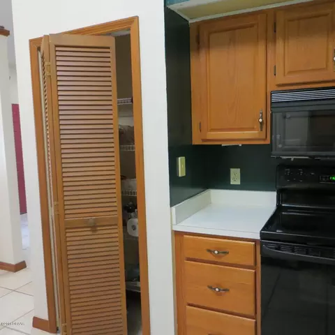 138 Pierside Dr, Ormond Beach, FL 32176 photo 5