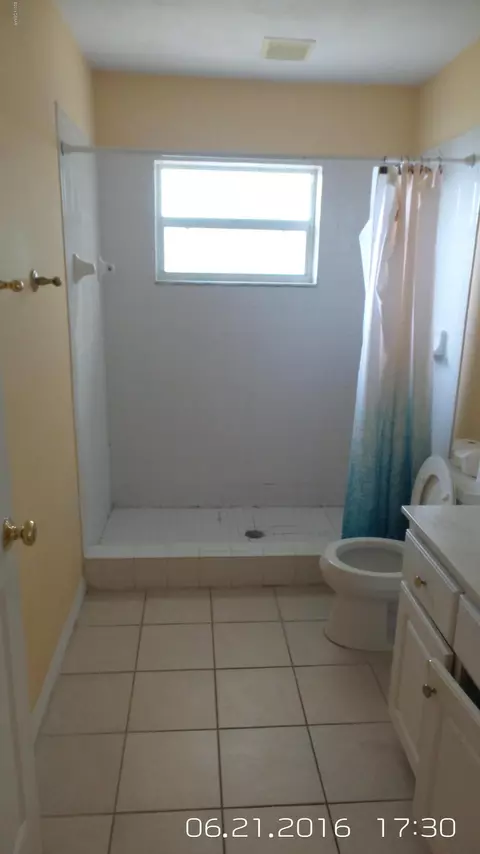 468 S Halifax Dr, Ormond Beach, FL 32176 photo 5