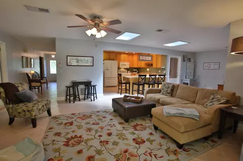 118 Rio Pinar Dr, Ormond Beach, FL 32174 photo 5