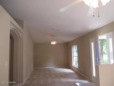 3203 Lime Tree Dr, Edgewater, FL 32141 photo 2