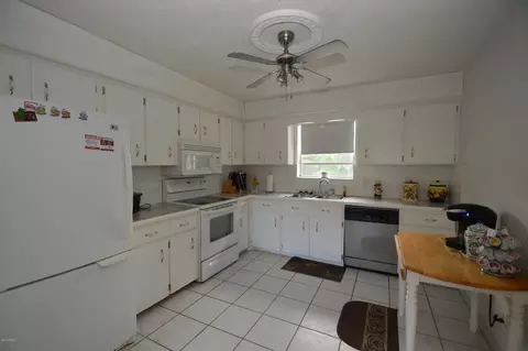 127 S Halifax Dr, Ormond Beach, FL 32176 photo 7