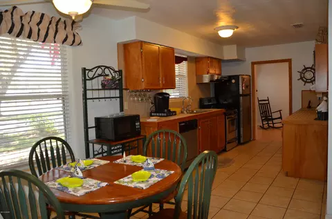 130 Magnolia Ave, Edgewater, FL 32132 photo 8