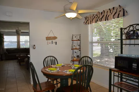 130 Magnolia Ave, Edgewater, FL 32132 photo 6