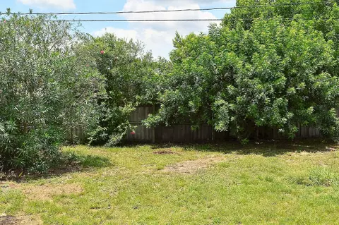 1858 Coco Palm Dr, Edgewater, FL 32141 photo 23