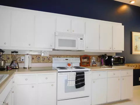 1144 Athlone Way, Ormond Beach, FL 32174 photo 3
