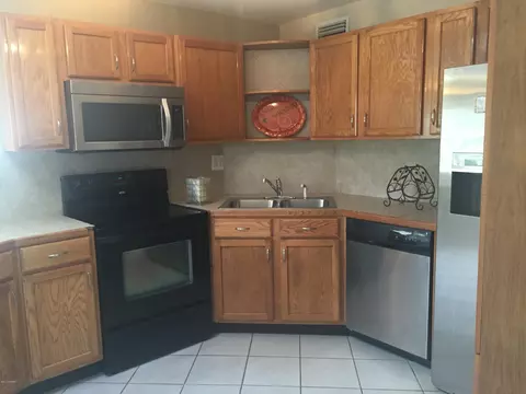 90 Sylvania Pl, Ormond Beach, FL 32174 photo 4