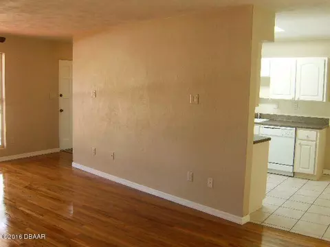 65 Kenilworth Ave, Ormond Beach, FL 32174 photo 2