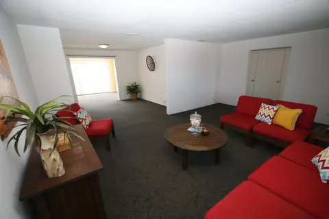 27 Longfellow Cir, Ormond Beach, FL 32176 photo 4