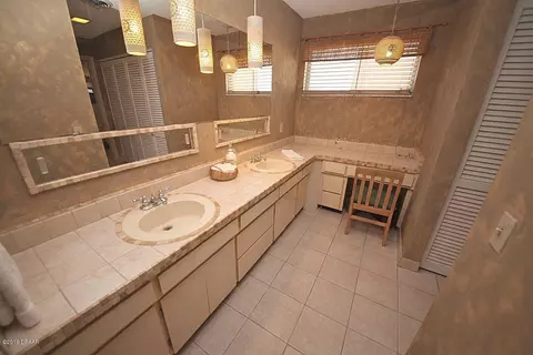 124 Ocean Grove Dr, Ormond Beach, FL 32176 photo 9