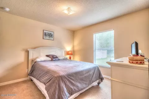 90 Chrysanthemum Dr, Ormond Beach, FL 32174 photo 4