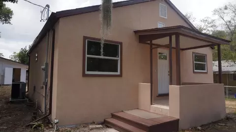 1738 Carolina Ave, Ormond Beach, FL 32174 photo 2