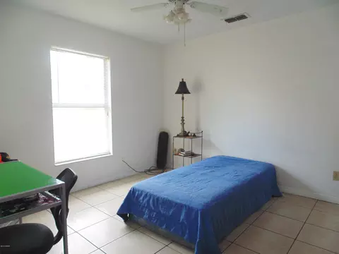 303 Paradise Ln, Edgewater, FL 32132 photo 8