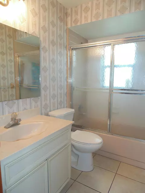 303 Paradise Ln, Edgewater, FL 32132 photo 9