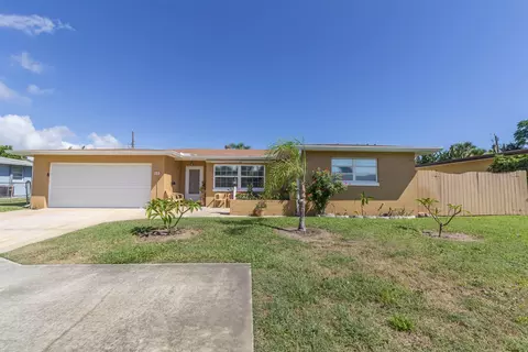 125 Ivanhoe Dr, Ormond Beach, FL 32176 photo 1