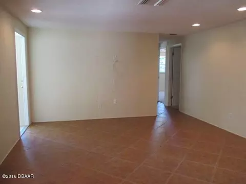 134 Arbor Ln, Edgewater, FL 32141 photo 5