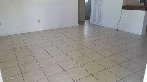18 Hibiscus Dr, Ormond Beach, FL 32176 photo 3