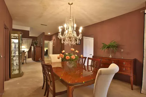 28 S Magnolia Dr, Ormond Beach, FL 32174 photo 5