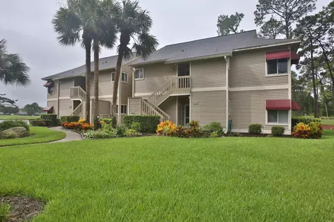 28 S Magnolia Dr, Ormond Beach, FL 32174 photo 1