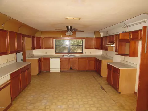154 E 4th Ave, Pierson, FL 32180 photo 8