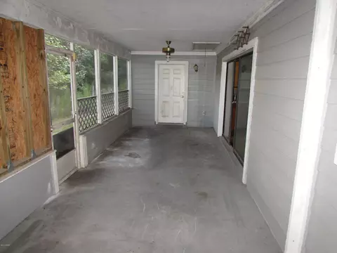 154 E 4th Ave, Pierson, FL 32180 photo 11