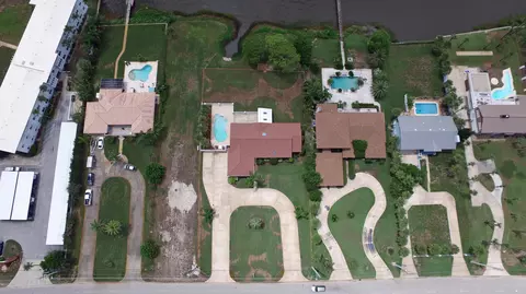 886 Riverside Dr, Ormond Beach, FL 32176 photo 5