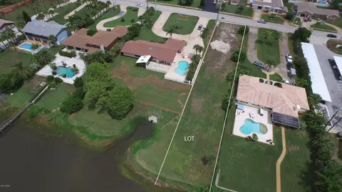 886 Riverside Dr, Ormond Beach, FL 32176 photo 7