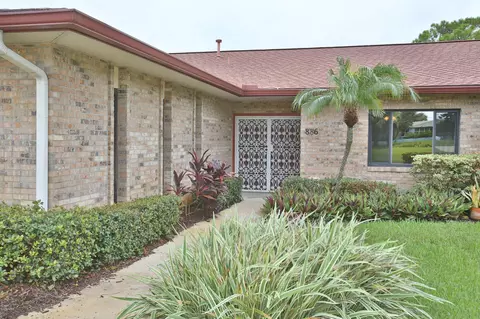 886 Riverside Dr, Ormond Beach, FL 32176 photo 2