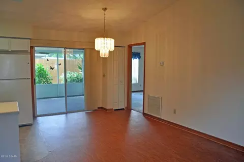2904 Pine Tree Dr, Edgewater, FL 32141 photo 7