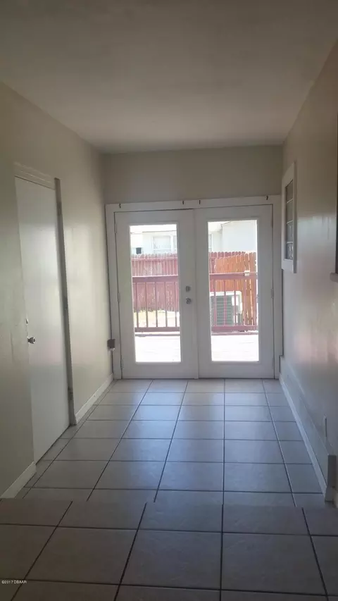 186 Rockefeller Dr, Ormond Beach, FL 32176 photo 8